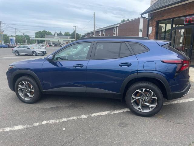 2024 Chevrolet Trax FWD LT
