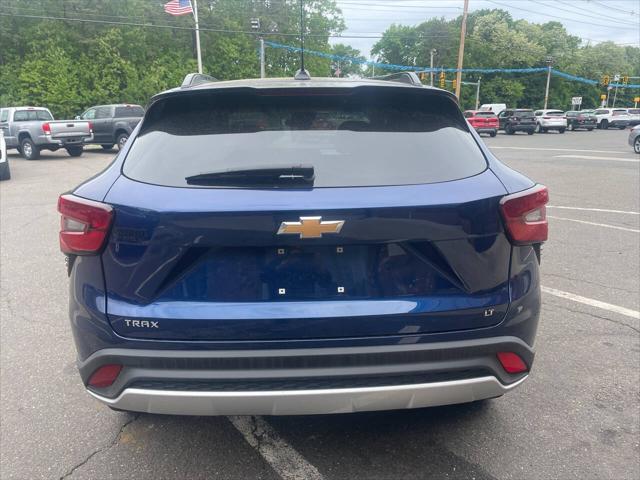 2024 Chevrolet Trax FWD LT