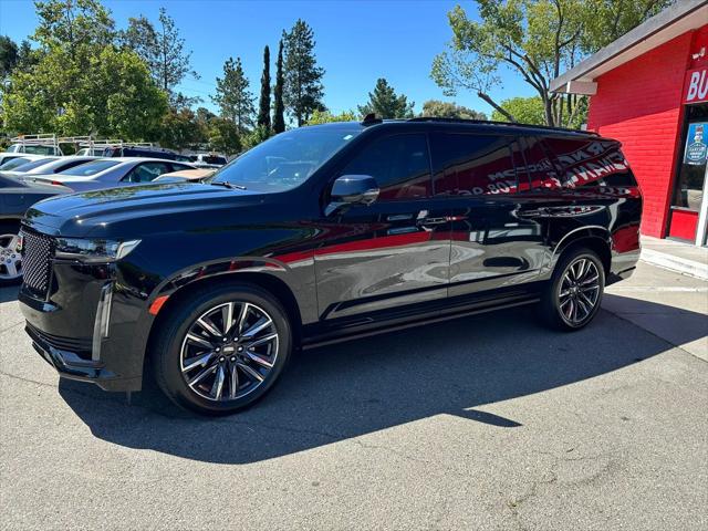 2023 Cadillac Escalade ESV 4WD Sport