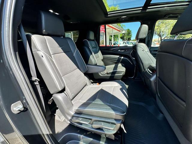 2023 Cadillac Escalade ESV 4WD Sport