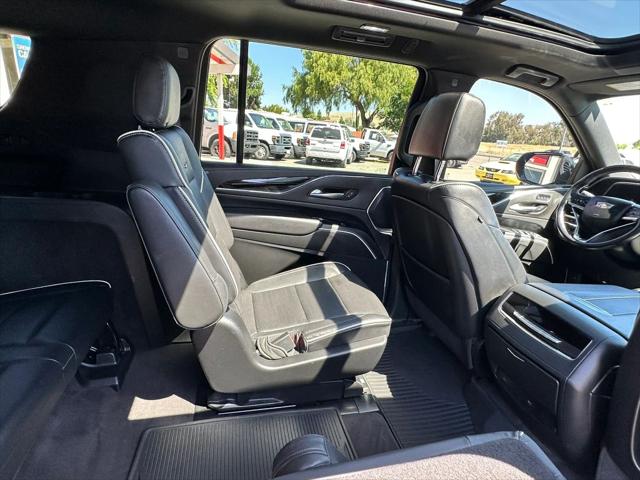 2023 Cadillac Escalade ESV 4WD Sport