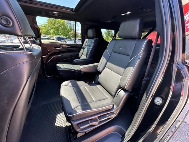 2023 Cadillac Escalade ESV 4WD Sport