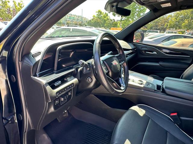 2023 Cadillac Escalade ESV 4WD Sport