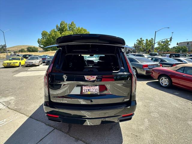2023 Cadillac Escalade ESV 4WD Sport