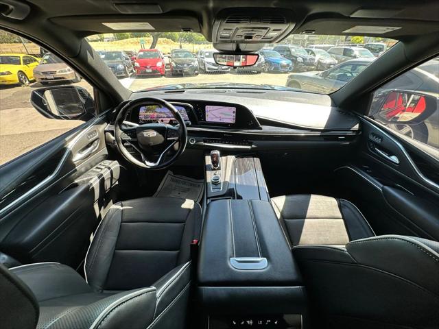 2023 Cadillac Escalade ESV 4WD Sport