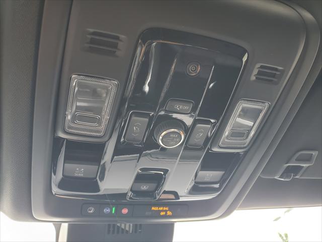 2026 Chevrolet Suburban RST, 4WD