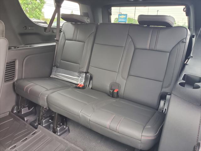 2026 Chevrolet Suburban RST, 4WD