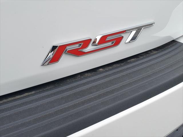 2026 Chevrolet Suburban RST, 4WD