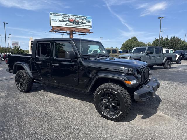 2022 Jeep Gladiator Sport