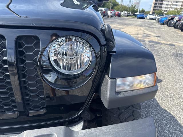 2022 Jeep Gladiator Sport