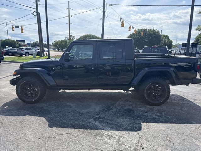 2022 Jeep Gladiator Sport