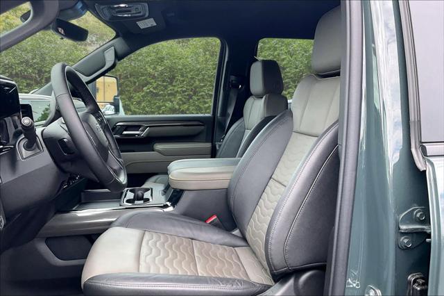2026 Chevrolet Silverado 2500HD Crew Cab, Standard Bed, XR2, 4WD
