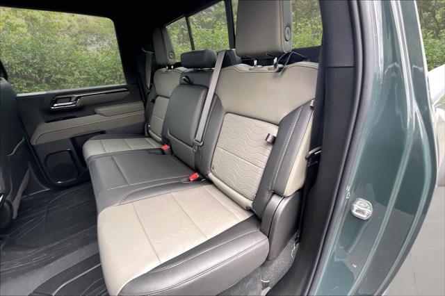 2026 Chevrolet Silverado 2500HD Crew Cab, Standard Bed, XR2, 4WD