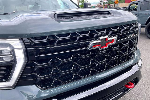 2026 Chevrolet Silverado 2500HD Crew Cab, Standard Bed, XR2, 4WD