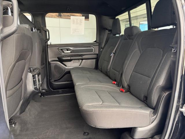 2022 Ram 1500 Big Horn Crew Cab 4x4 5'7" Box