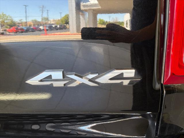 2022 Ram 1500 Big Horn Crew Cab 4x4 5'7" Box