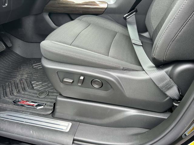 2026 Chevrolet Silverado 1500 4WD Crew Cab Short Bed RST