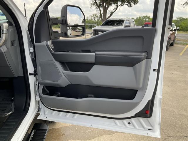 2025 Ford F-350 XLT