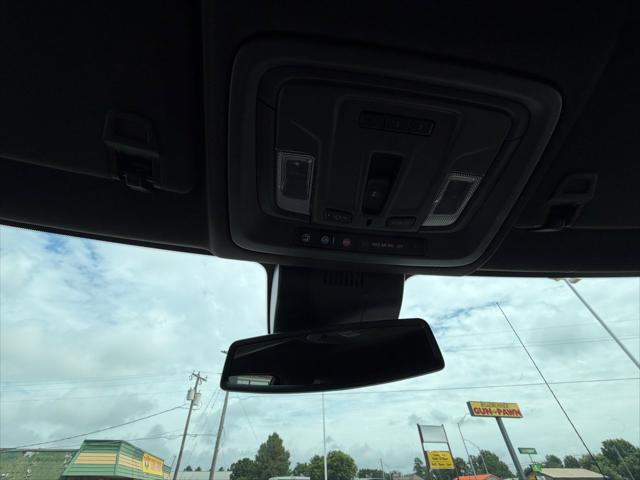 2026 GMC Sierra 1500 Crew Cab, Short Bed, SLT, 4WD