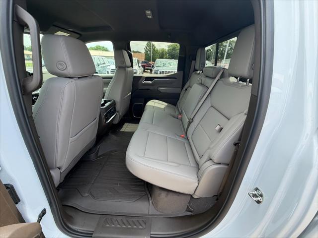 2026 GMC Sierra 1500 Crew Cab, Short Bed, SLT, 4WD