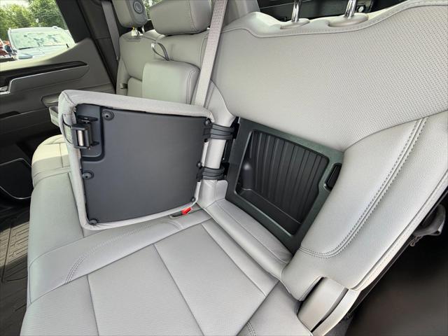 2026 GMC Sierra 1500 Crew Cab, Short Bed, SLT, 4WD
