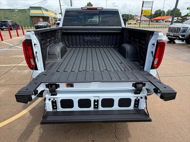 2026 GMC Sierra 1500 Crew Cab, Short Bed, SLT, 4WD