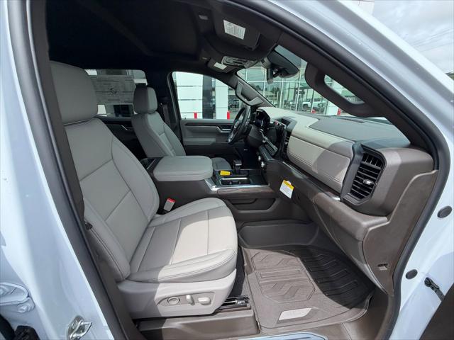 2026 GMC Sierra 1500 Crew Cab, Short Bed, SLT, 4WD