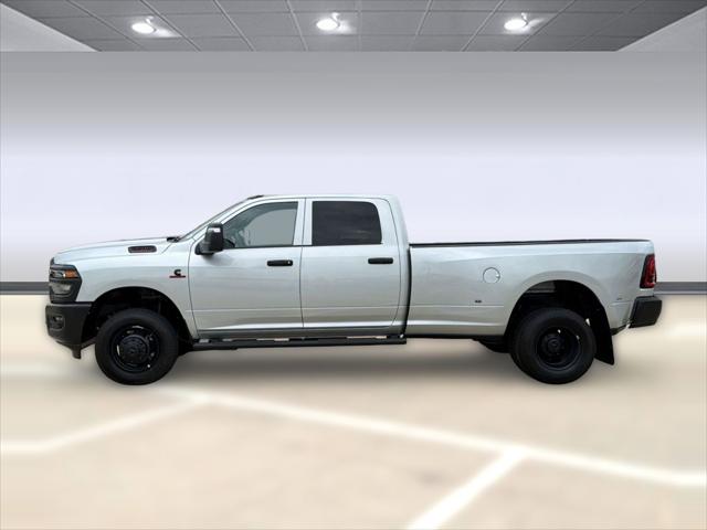 2026 Ram 3500 Tradesman Crew Cab 4x4 8' Box