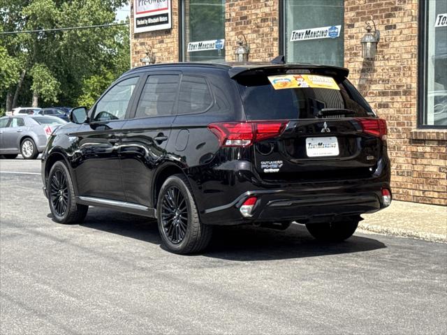 2022 Mitsubishi Outlander PHEV LE S-AWC