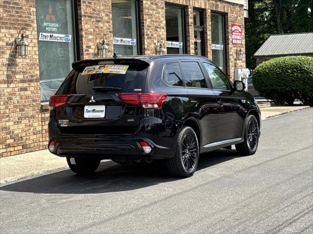 2022 Mitsubishi Outlander PHEV LE S-AWC