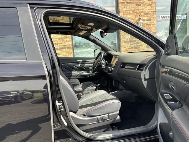2022 Mitsubishi Outlander PHEV LE S-AWC
