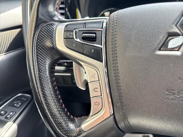 2022 Mitsubishi Outlander PHEV LE S-AWC