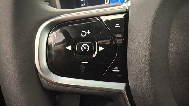 2026 Volvo XC90 Plug-In Hybrid Ultra, T8 AWD, Electric/Gasoline, Bright, 7 Seats