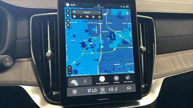 2026 Volvo XC90 Plug-In Hybrid Ultra, T8 AWD, Electric/Gasoline, Bright, 7 Seats