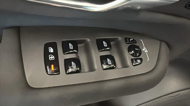 2026 Volvo XC90 Plug-In Hybrid Ultra, T8 AWD, Electric/Gasoline, Bright, 7 Seats