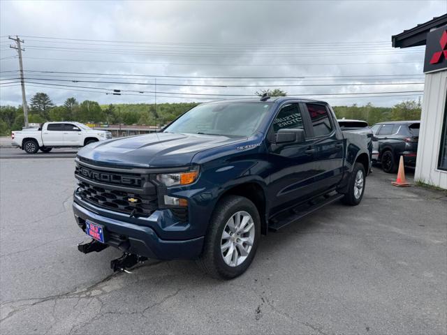 2023 Chevrolet Silverado 1500 4WD Crew Cab Short Bed Custom