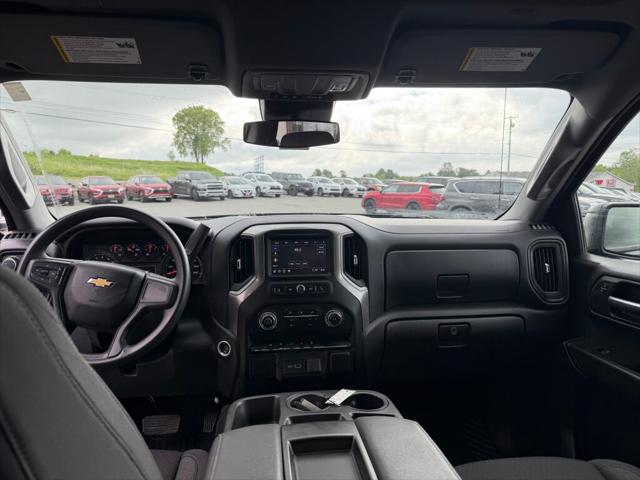 2023 Chevrolet Silverado 1500 4WD Crew Cab Short Bed Custom