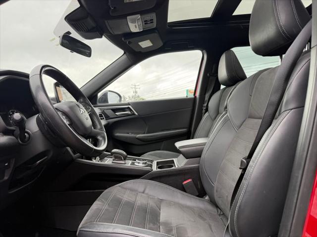 2022 Mitsubishi Outlander Unknown