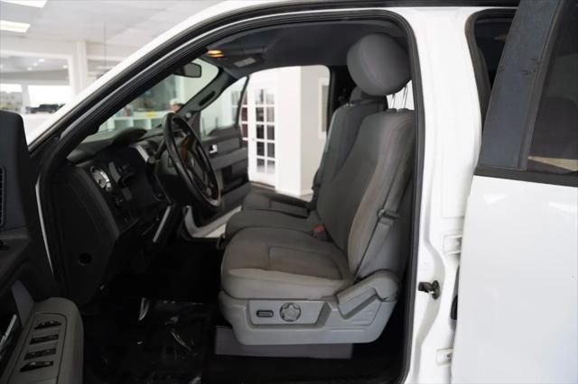 2014 Ford F-150 4WD SuperCrew 145"" XL