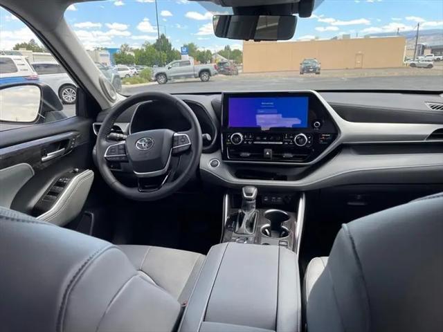 2026 Toyota Highlander XLE