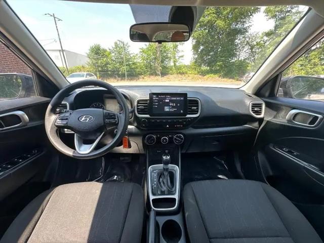 2021 Hyundai Venue SE