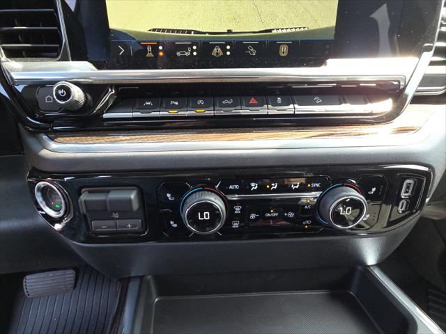 2026 Chevrolet Silverado 1500 4WD Crew Cab Short Bed LT Trail Boss