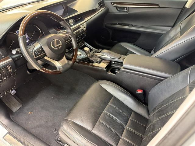 2016 Lexus ES 350 Unknown