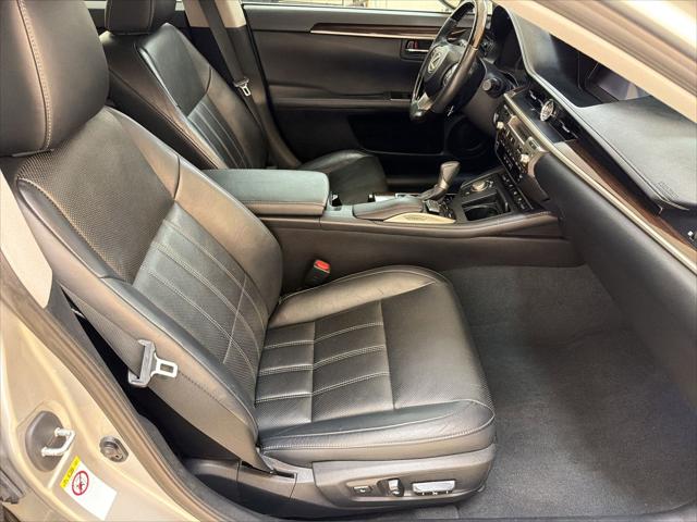 2016 Lexus ES 350 Unknown