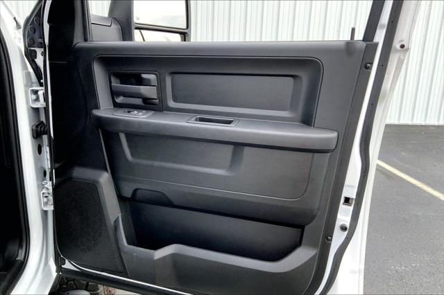 2025 Ram 2500 Tradesman Crew Cab 4x4 6'4" Box