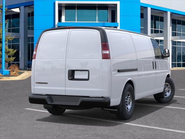 2026 Chevrolet Express Cargo Van 2500 Regular Wheelbase, WT, RWD