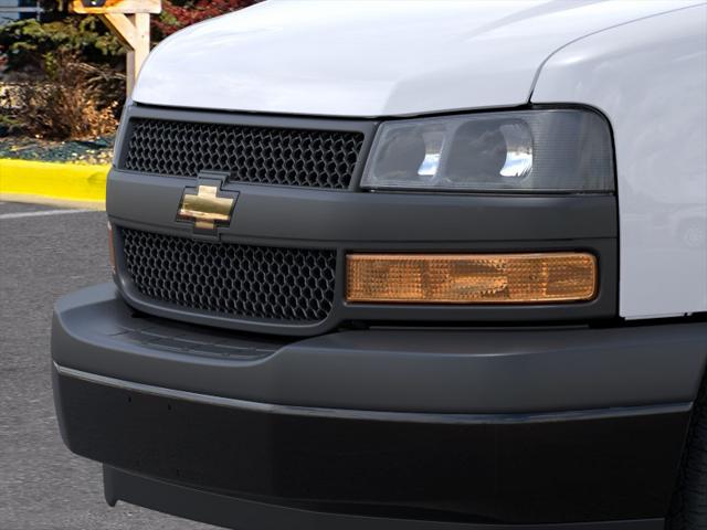 2026 Chevrolet Express Cargo Van 2500 Regular Wheelbase, WT, RWD