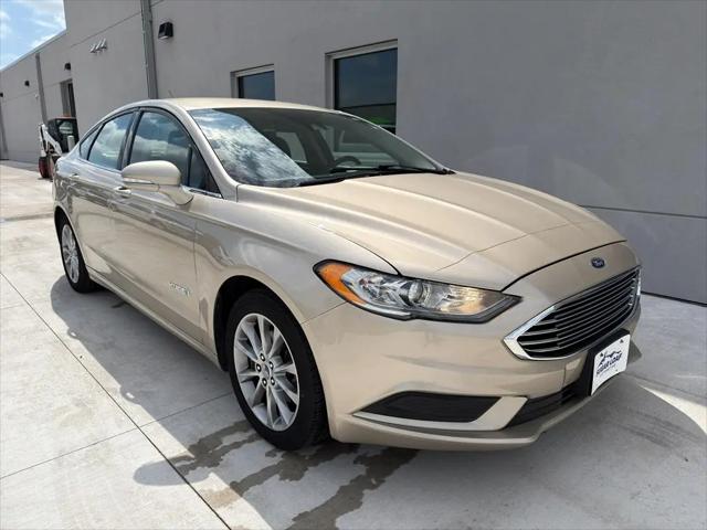 2017 Ford Fusion Hybrid SE for sale in Winona, MN