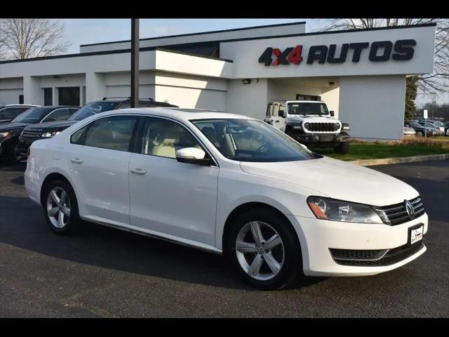 2013 Volkswagen Passat 2.5L SE for sale in Indianapolis, IN