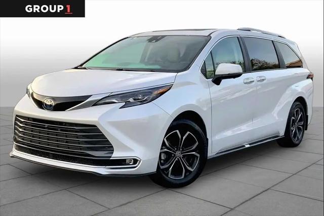 2025 Toyota Sienna Platinum for sale in Columbus, GA